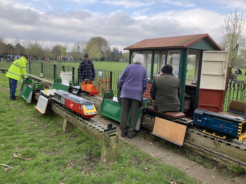 Staines Society of Model Engineers Miniature Railway photo 2