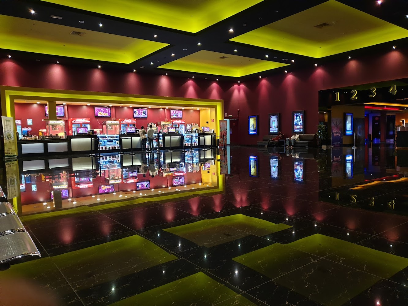 Star Cinemas, Century Mall photo 5