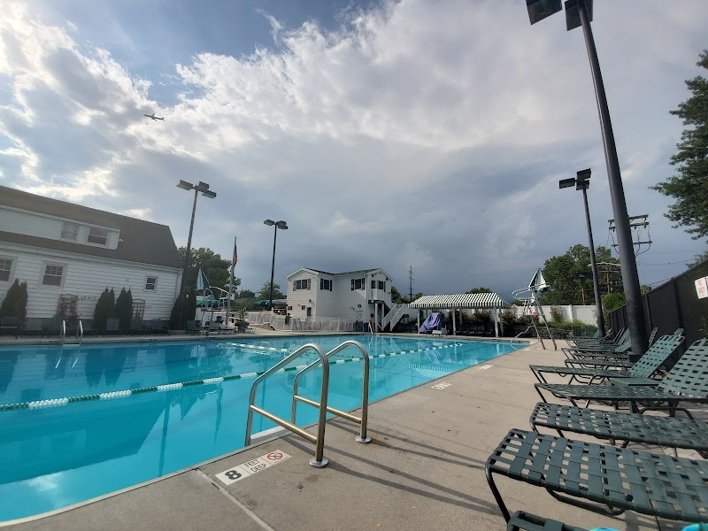 Stewart Manor Village Pool photo 2