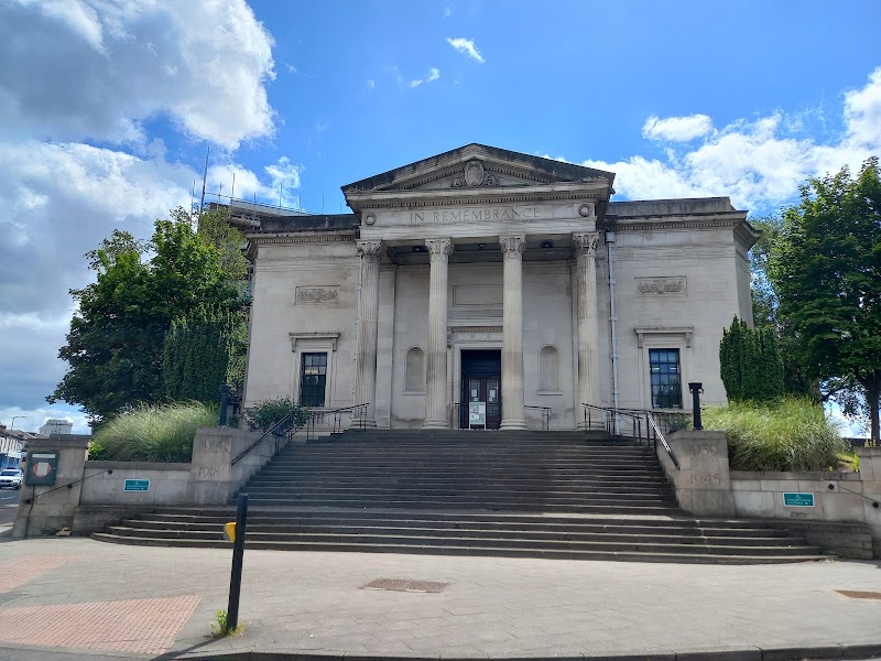 Stockport War Memorial Art Gallery