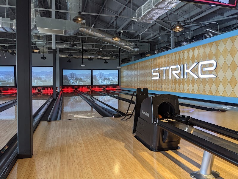 Strike Bowling Castle Towers photo 2