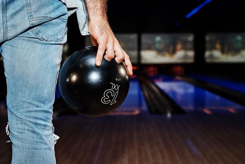 Strike Bowling Entertainment Quarter
