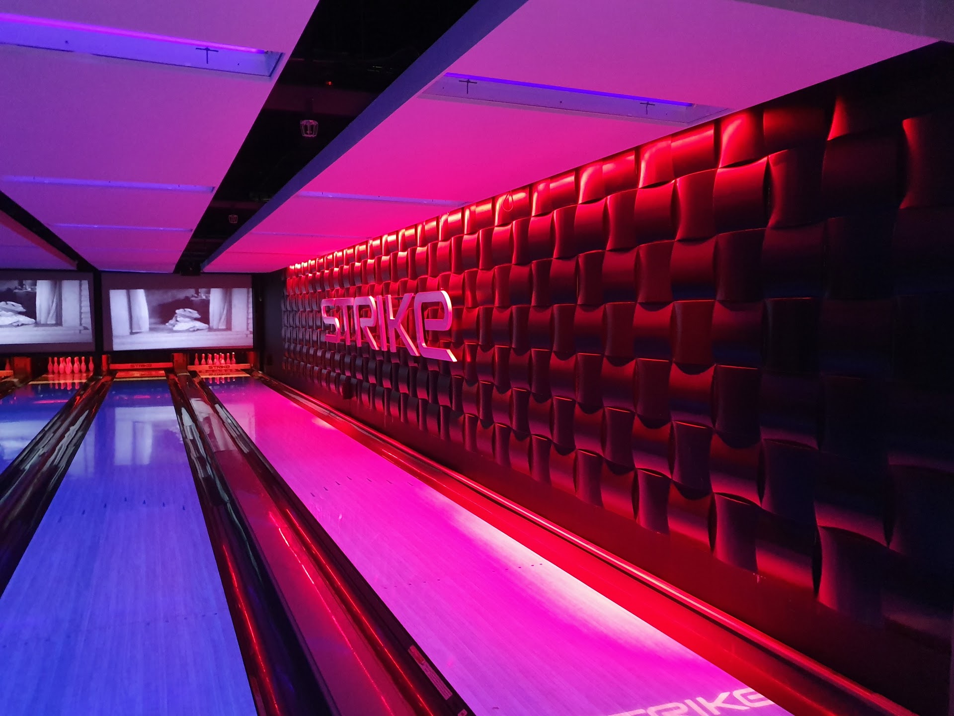 Strike Bowling Glen Waverley photo 3