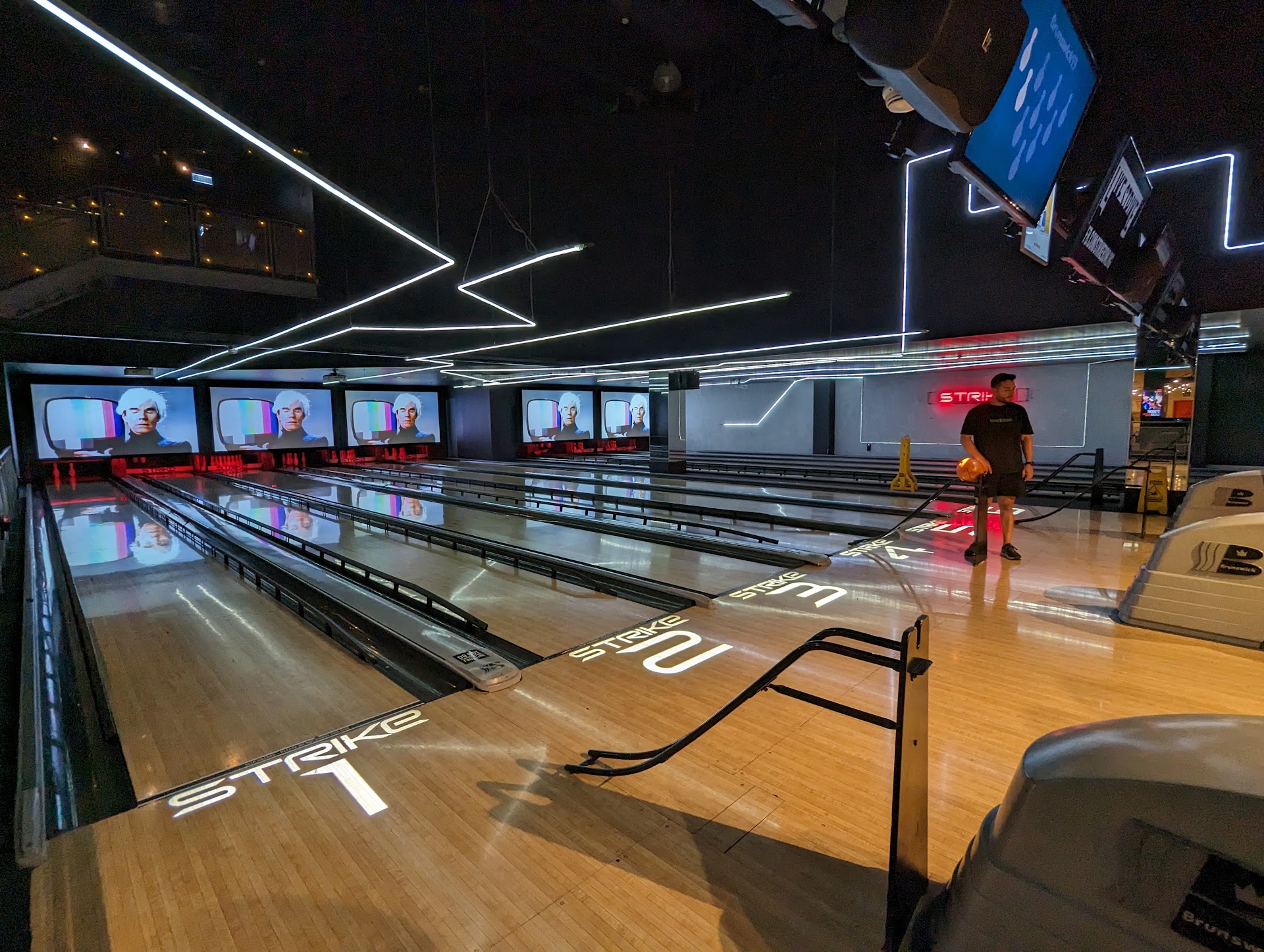 Strike Bowling Macquarie photo 3
