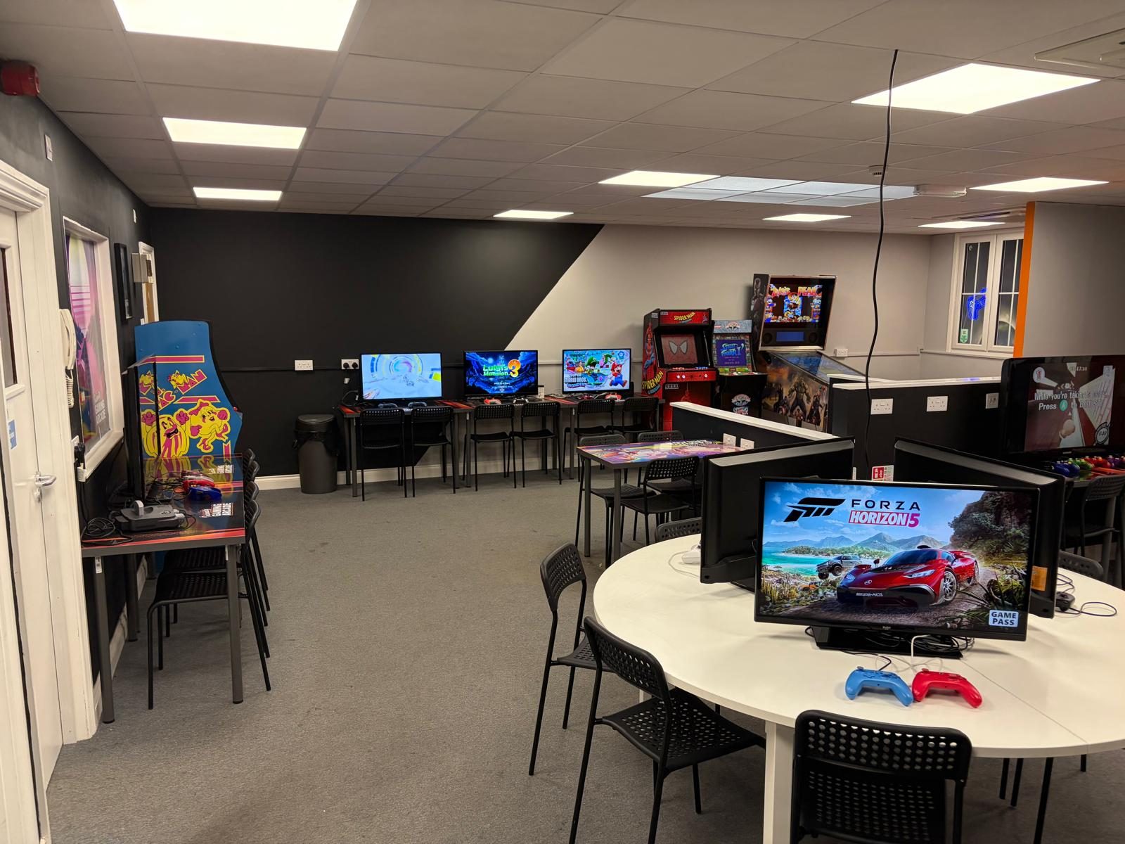 Insanity Arcade Newton Abbot photo 2