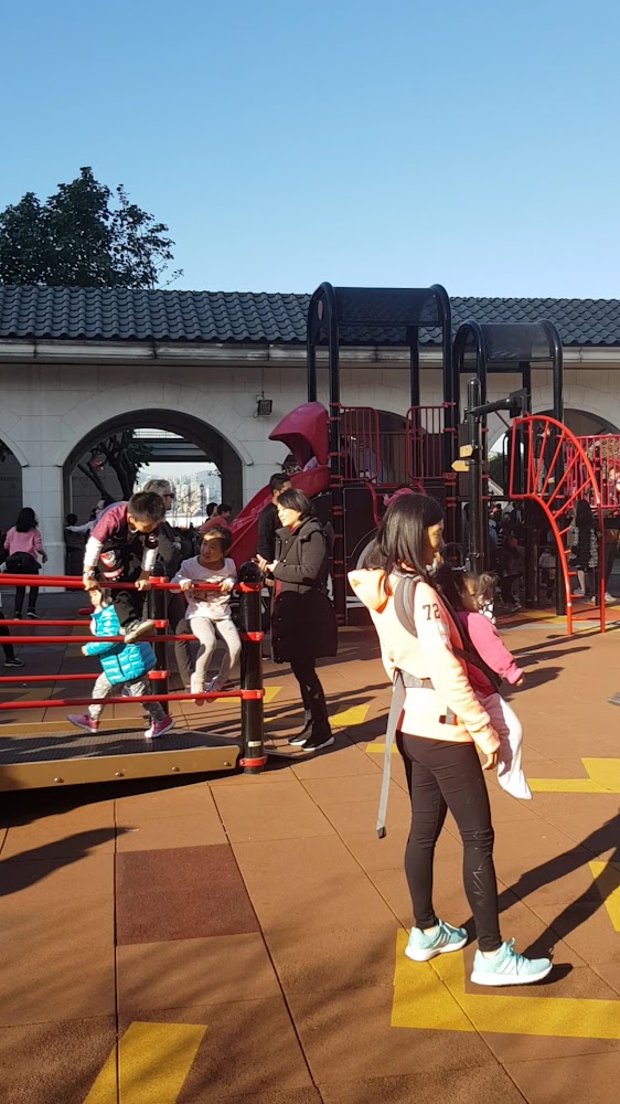 Sun Yat Sen Park Children's Playground photo 3