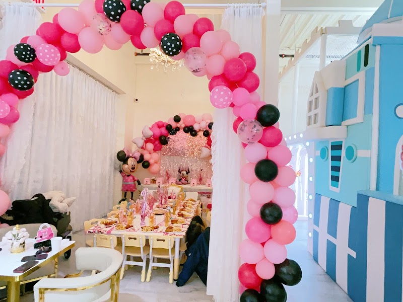 Sweetie House Playground & Cafรฉ