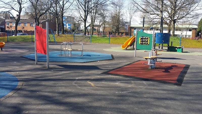 Swinton Grove Park photo 2