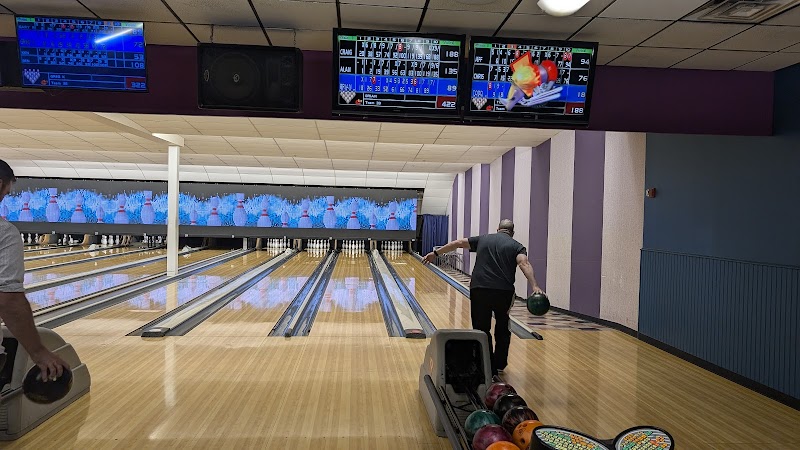 T-Bowl Lanes Inc photo 2