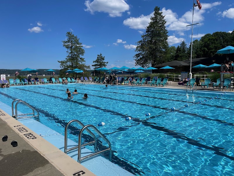 Tallman Beach and Pool Club photo 2