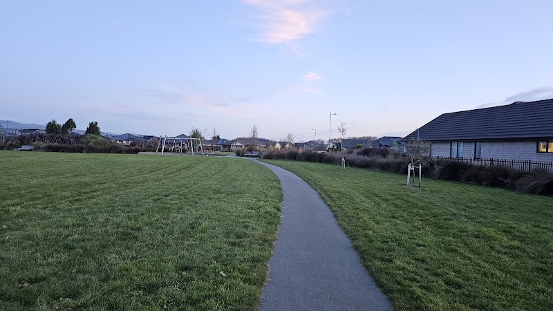 Tautoru Park Playground