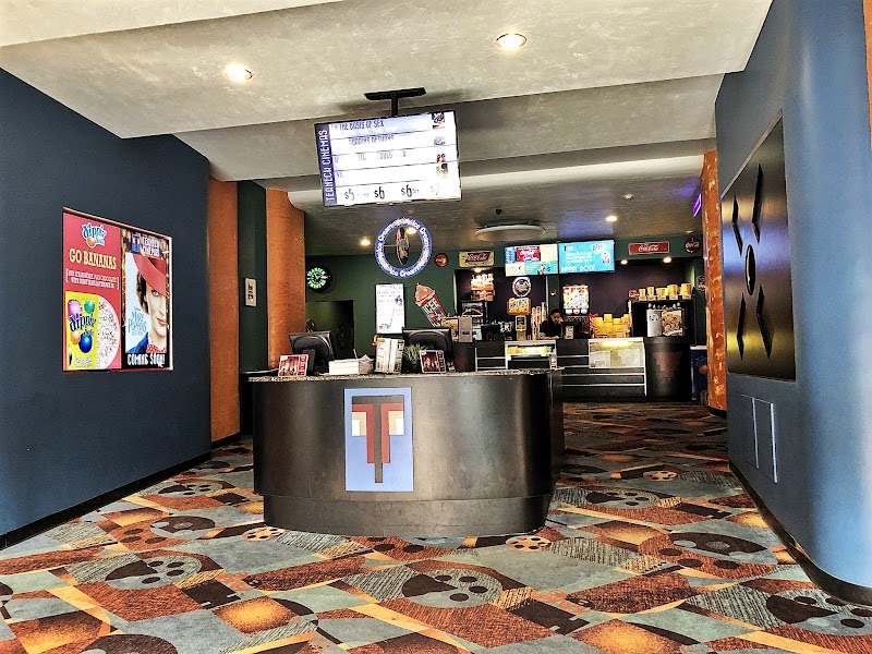 Teaneck Cinemas photo 3