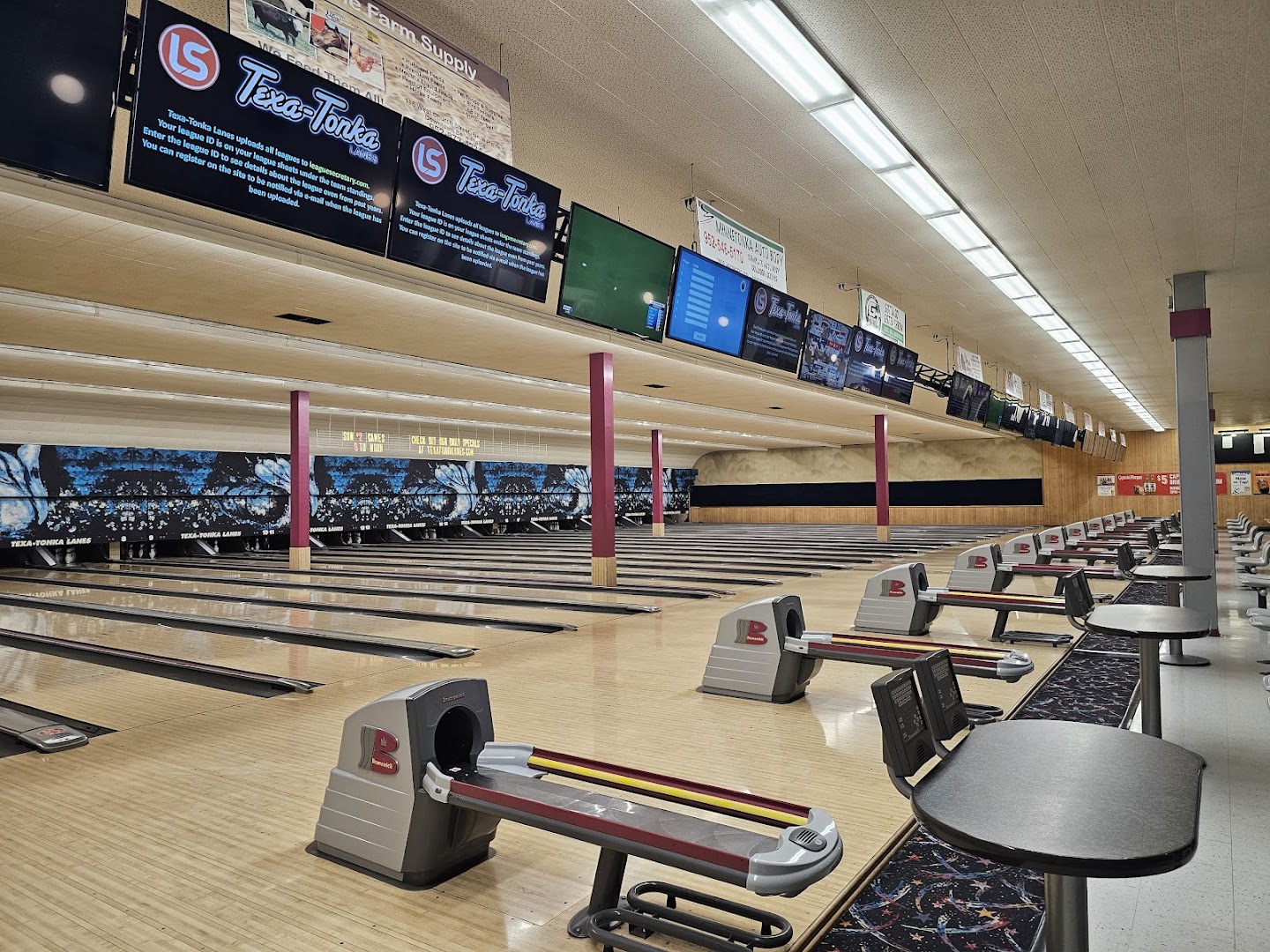 Texa-Tonka Lanes photo 2