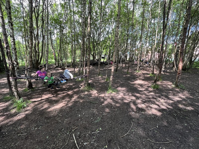 The Childrens Wood and North Kelvin Meadow photo 3