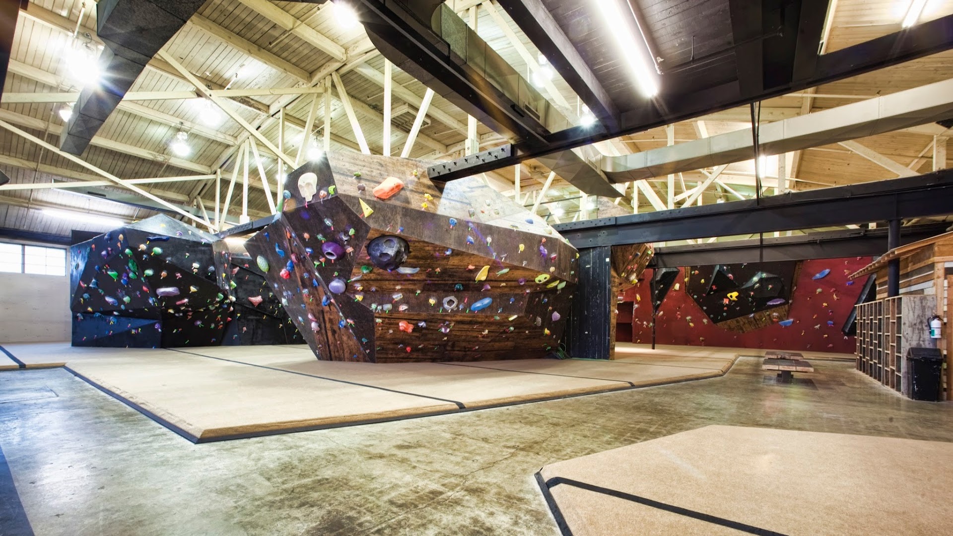 The Circuit Bouldering Gym NE