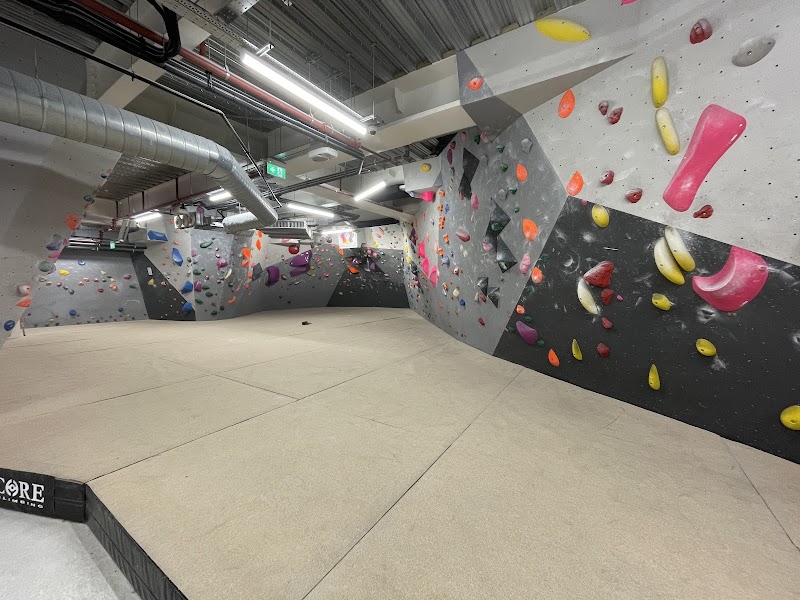 The Font Climbing - Borough photo 2