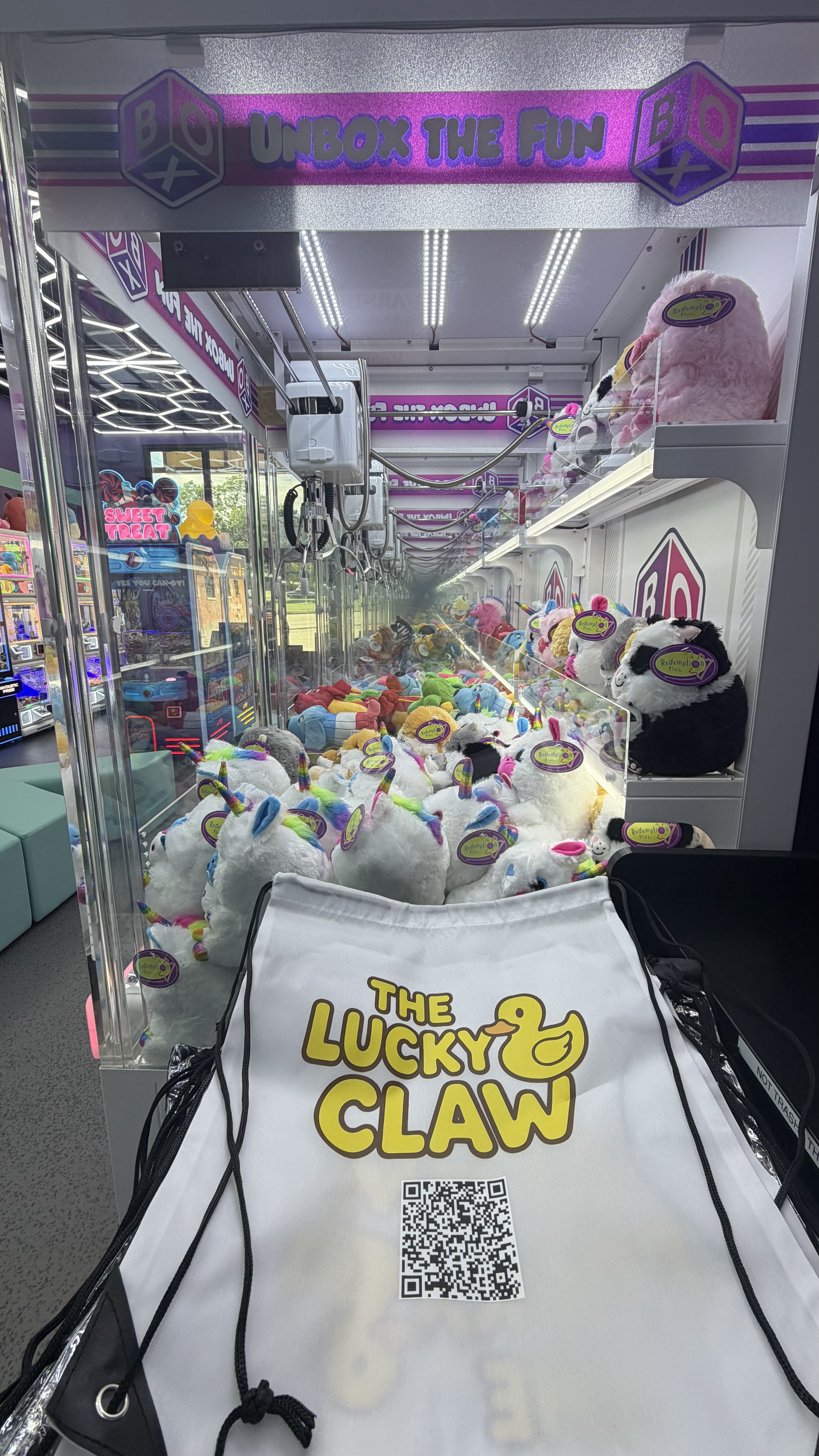 The Lucky Claw photo 4