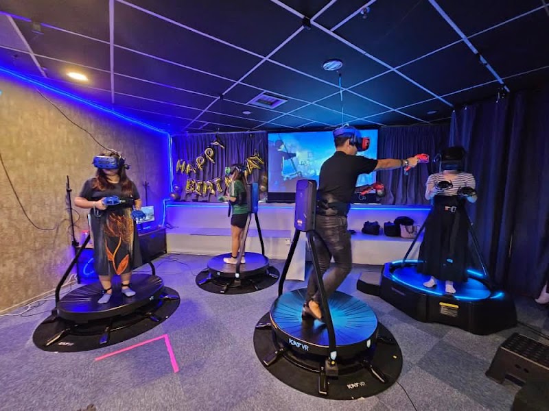 The VR Club photo 2