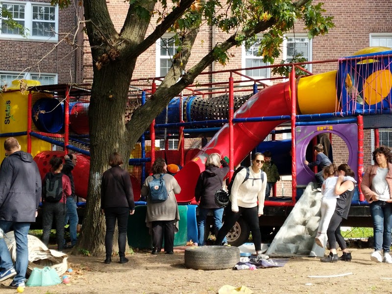 The Yard photo 2