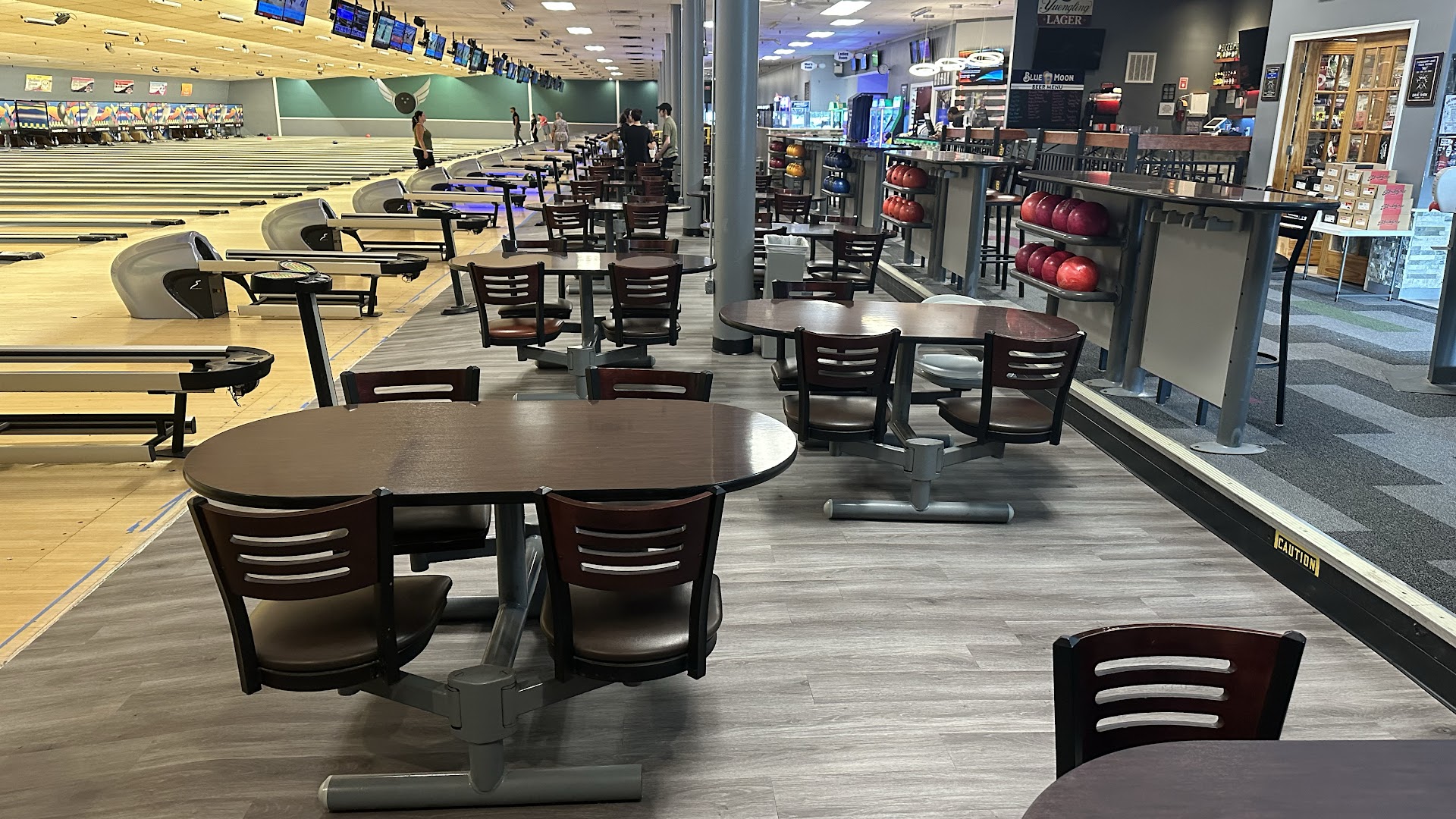 Thunderbird Lanes - Holme Ave.