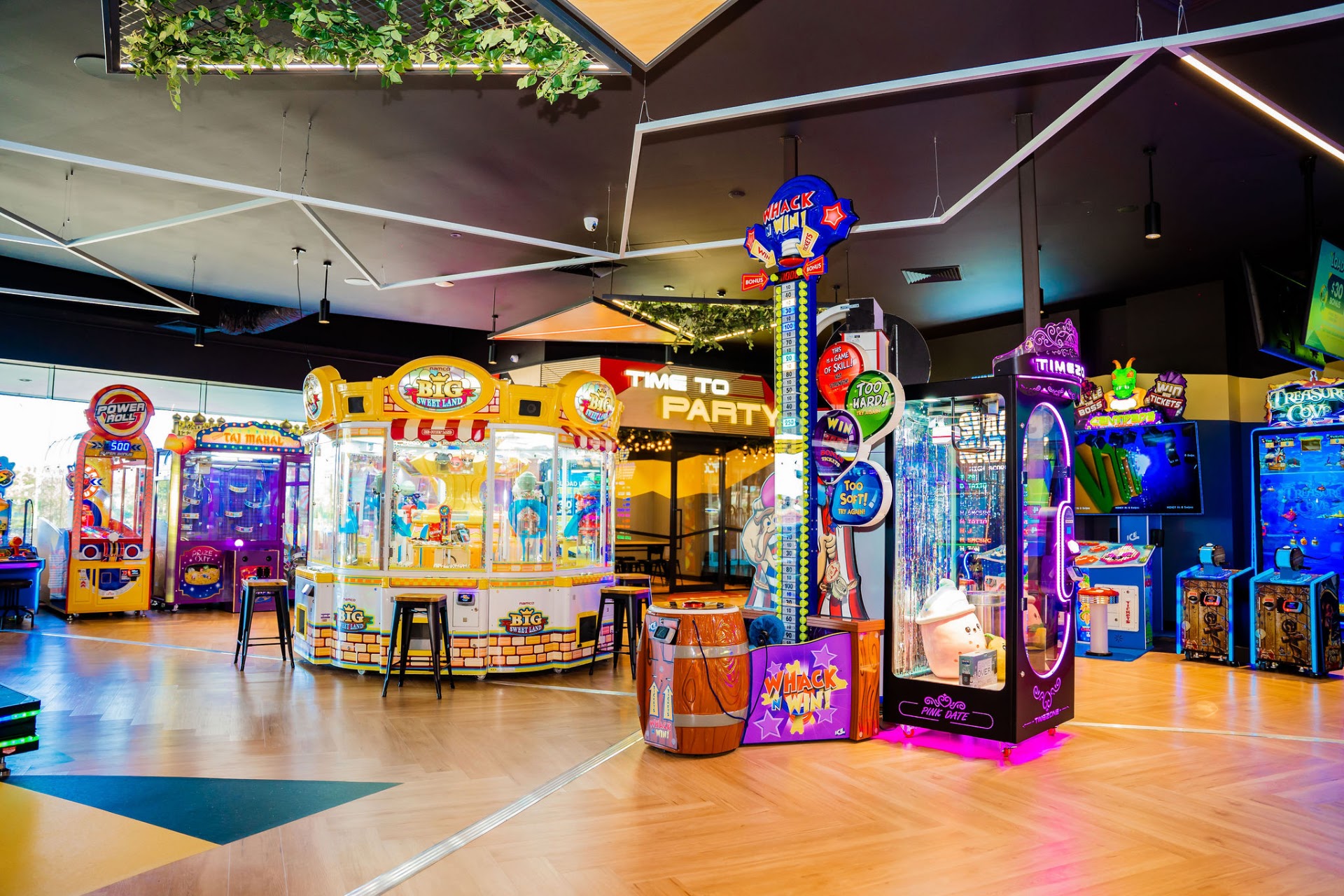 Timezone Innaloo photo 3