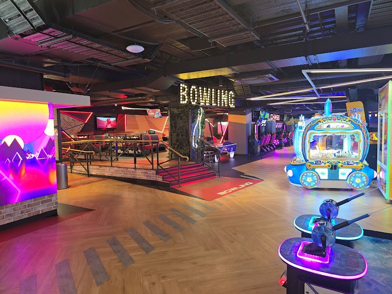 Timezone Queen Street