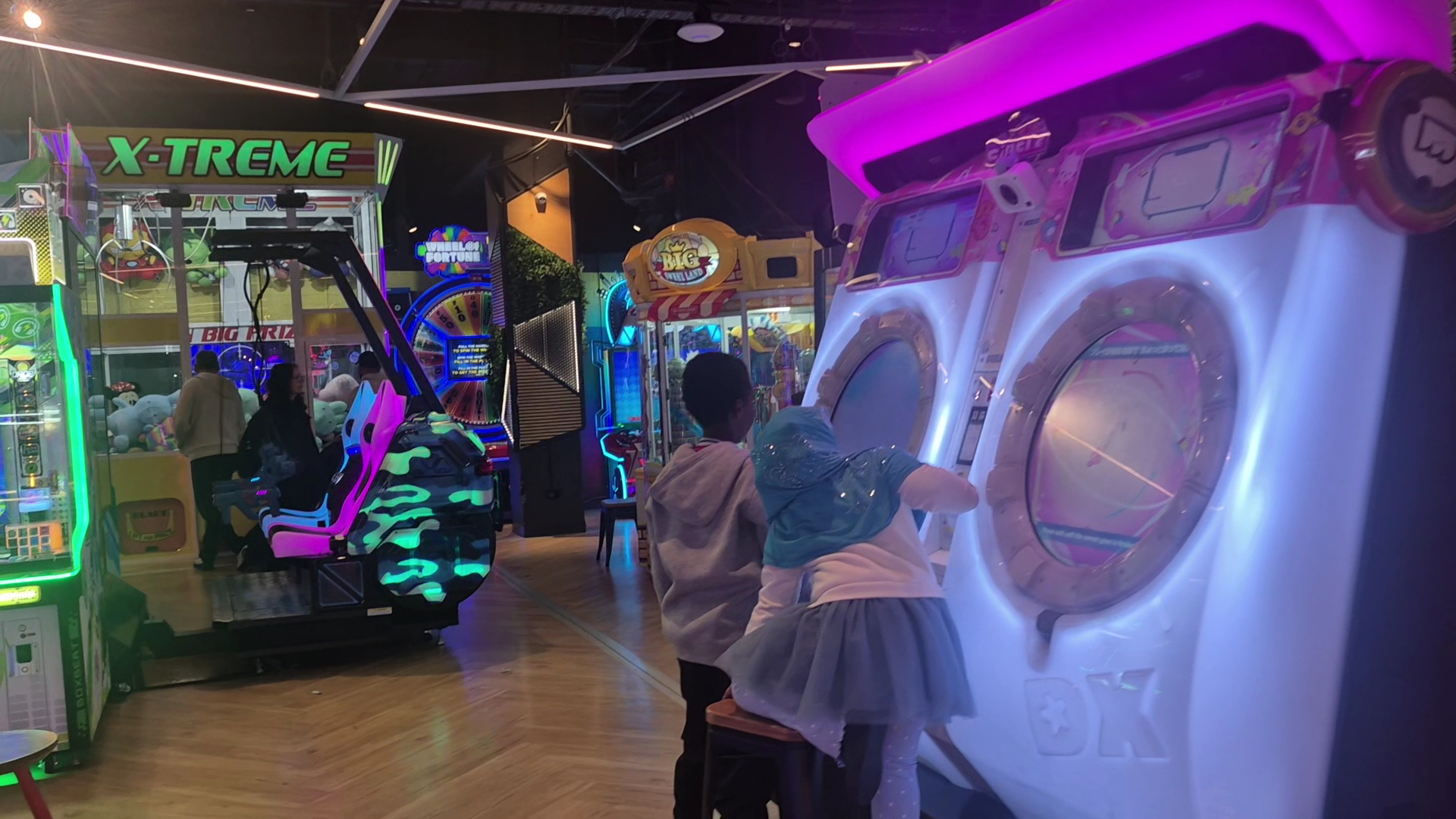 Timezone & Zone Bowling Braybrook photo 2