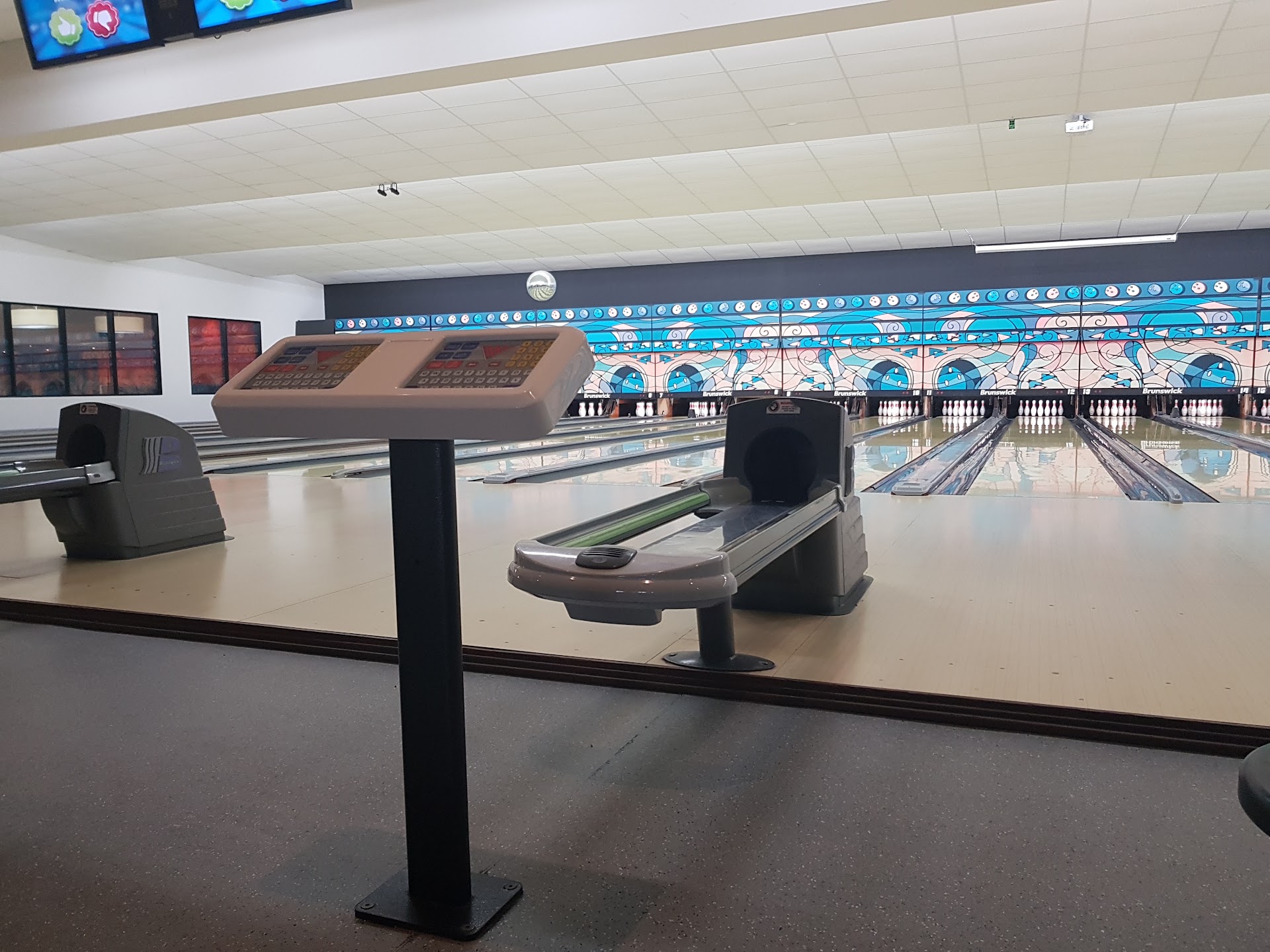 Timezone & Zone Bowling Illawarra photo 2
