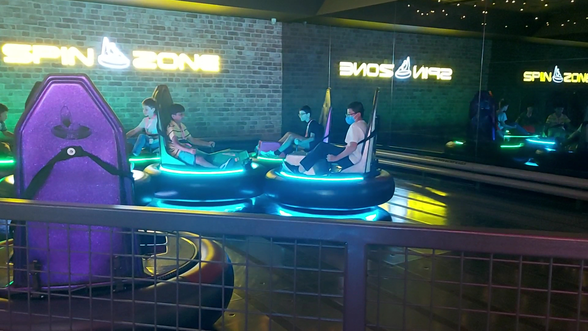 Timezone & Zone Bowling Watergardens photo 2