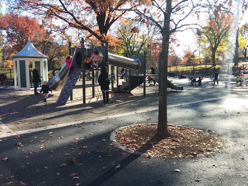 Toll Family Playground photo 3