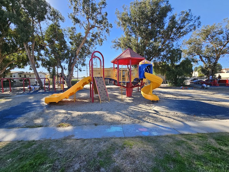 Torrance Park photo 3