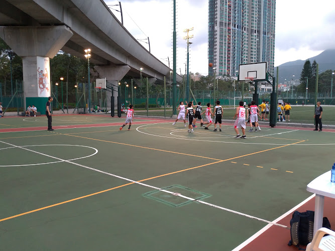 Tsang Tai Uk Playground