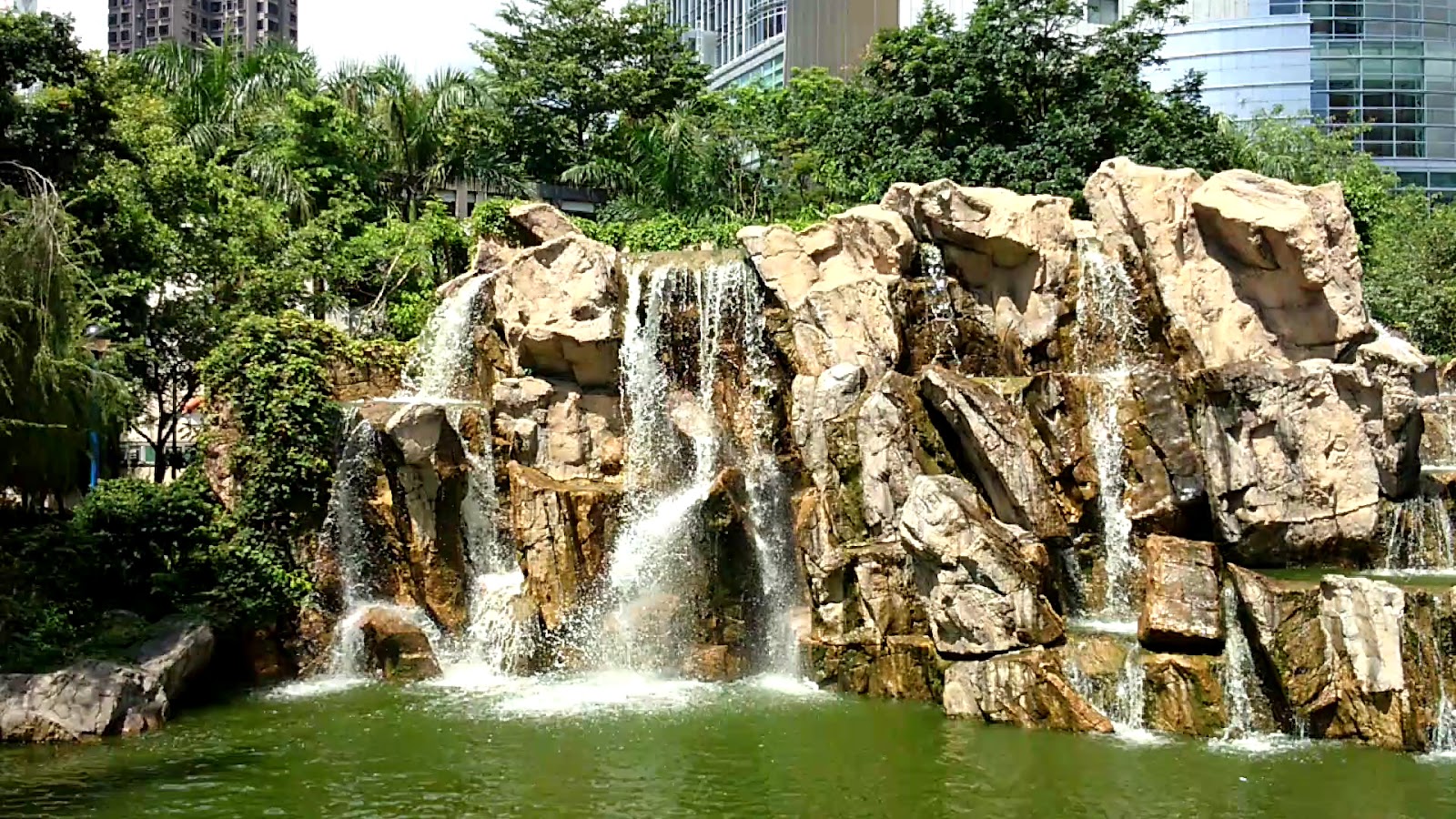 Tsuen Wan Park photo 3