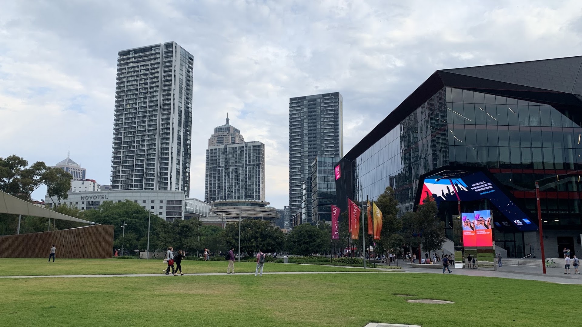 Tumbalong Park photo 3