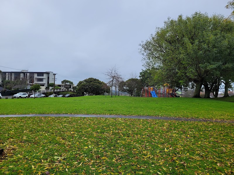 Upland Road Playground photo 3
