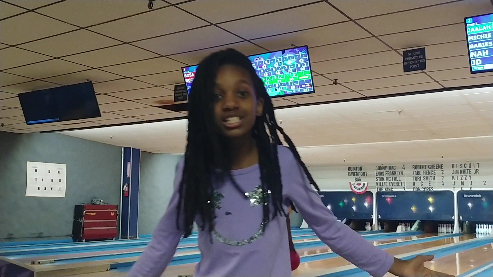 V&S Elmwood Lanes