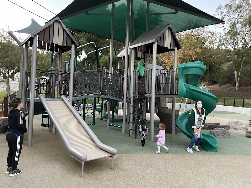 Vermont Canyon Play Area