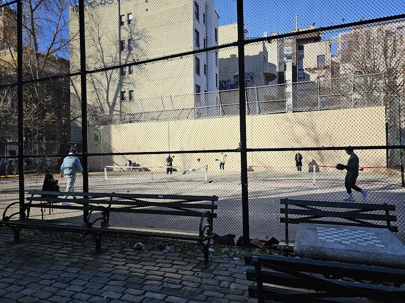 Vesuvio Playground photo 3