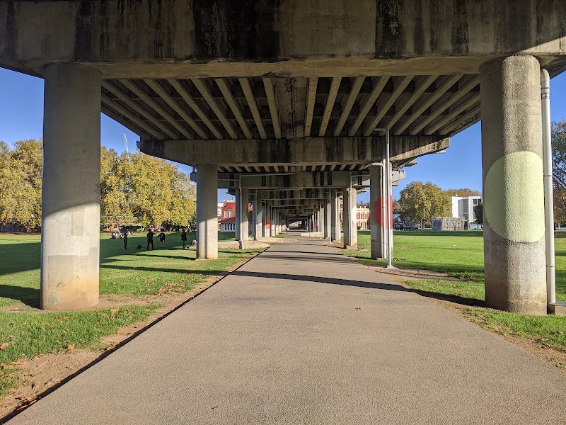 Victoria Park photo 3