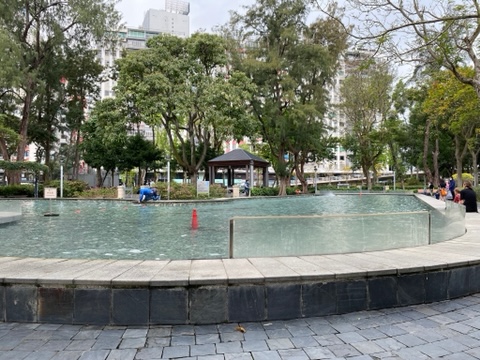 Victoria Park Model Boat Pool photo 2