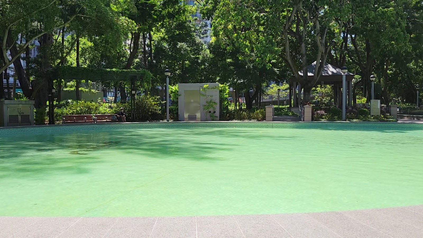 Victoria Park Model Boat Pool photo 3