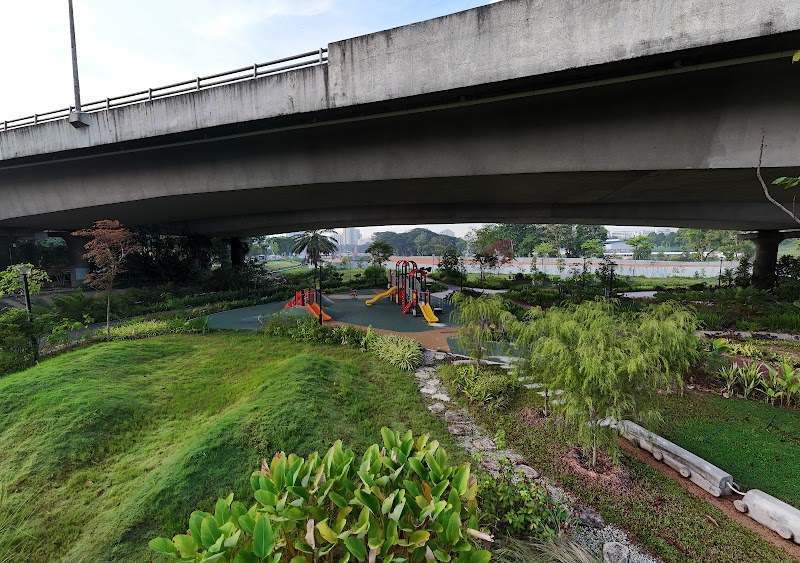 Villa Verde Park Nature Playgarden and Children's Playground photo 2