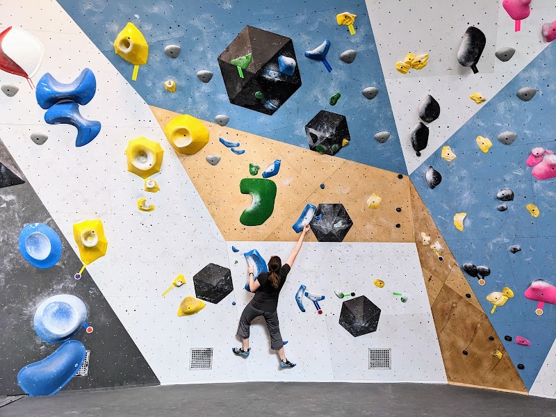 VITAL Climbing Gym - Brooklyn photo 3