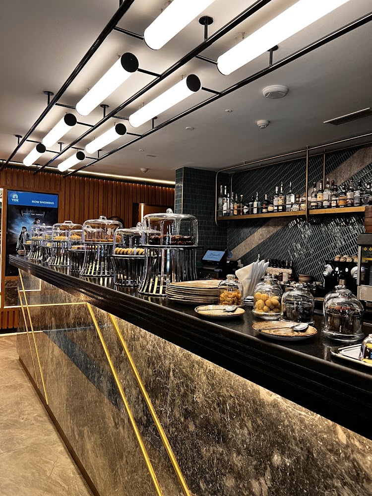 VOX Cinemas Private Cinemas - Kempinski Hotel at MOE photo 4