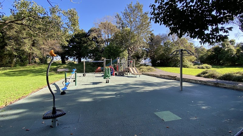 Waiatarua Reserve Playground