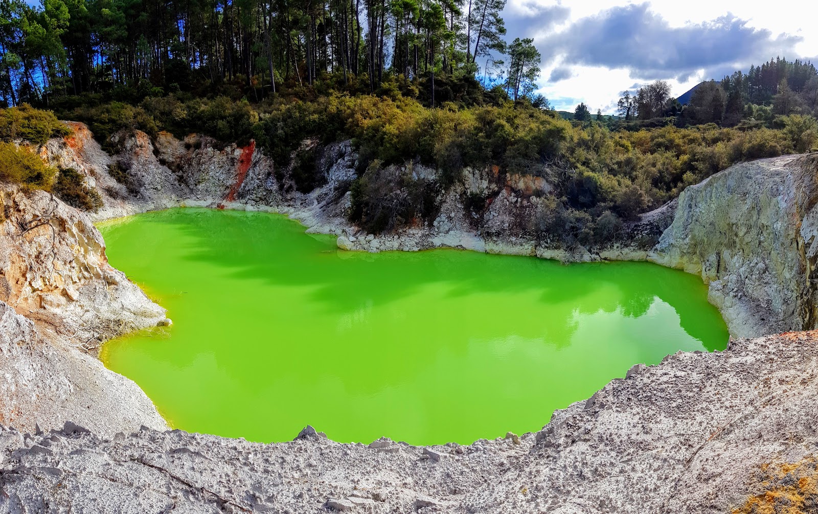 Wai-O-Tapu Thermal Wonderland photo 3