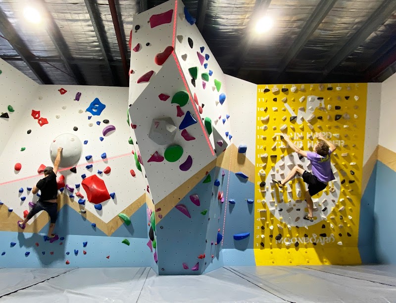 Wall Walkers Bouldering 24/7 photo 2