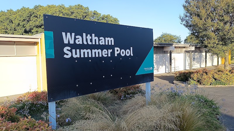Waltham Swimming Pool photo 2