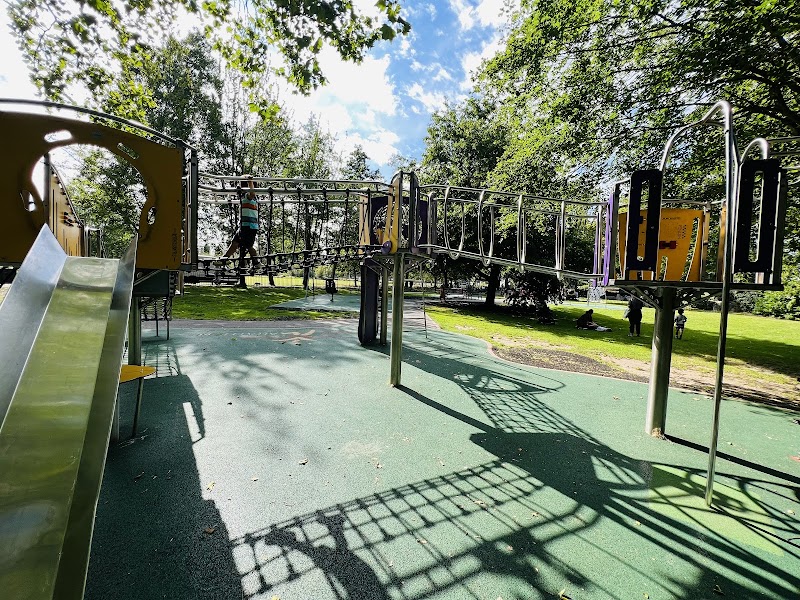 Wandsworth Common Ground Playground photo 3