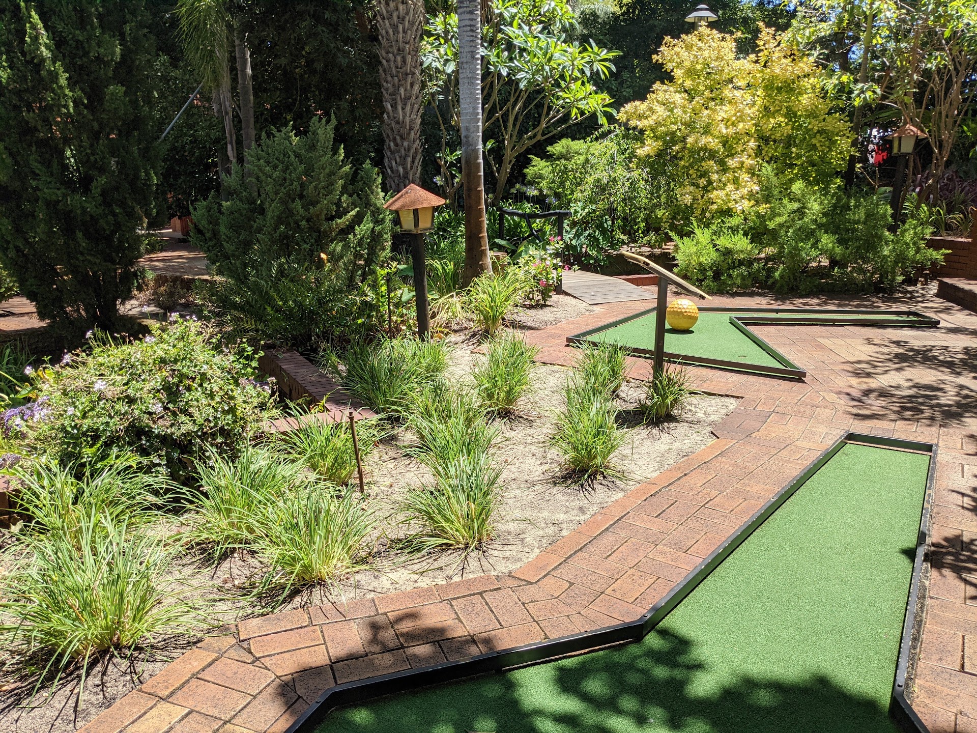 Wanneroo Botanic Gardens | Mini Golf and Glow Golf photo 3